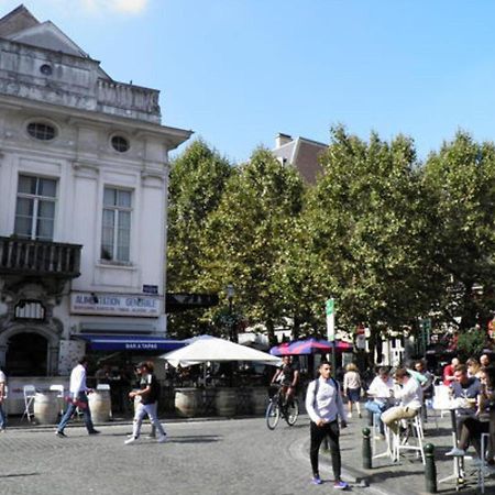 Spacious Duplex In Brussels Historical Center מראה חיצוני תמונה