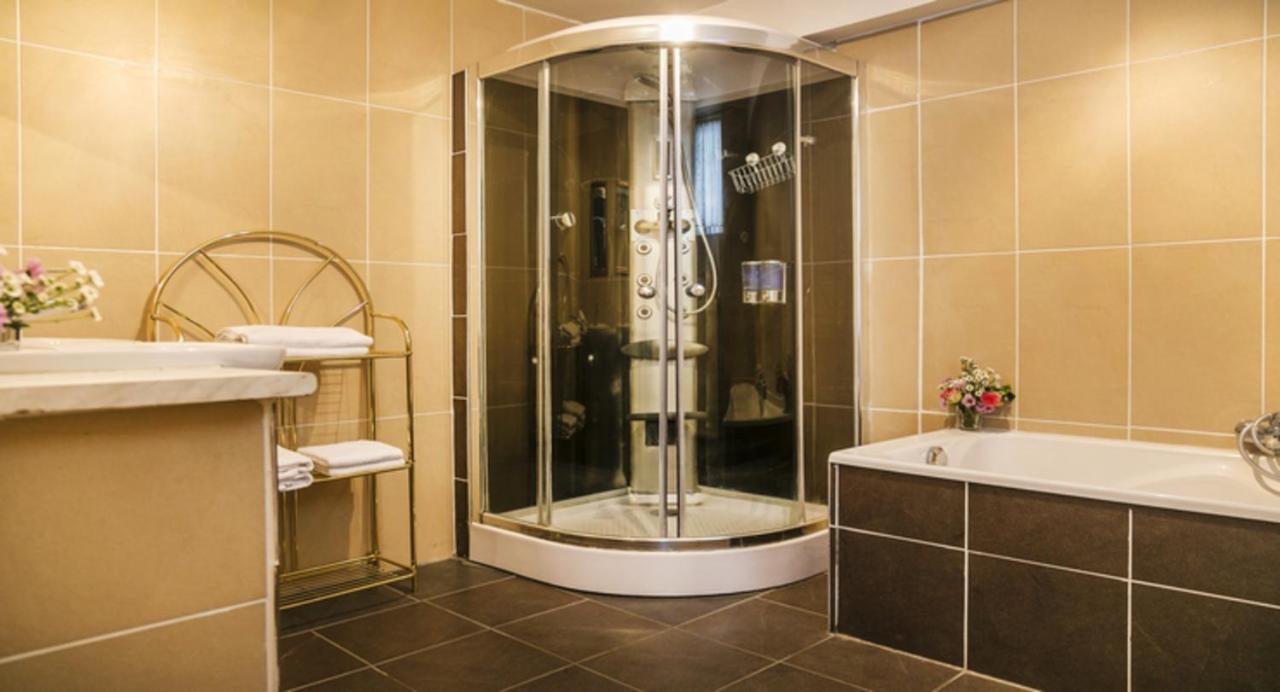Spacious Duplex In Brussels Historical Center מראה חיצוני תמונה
