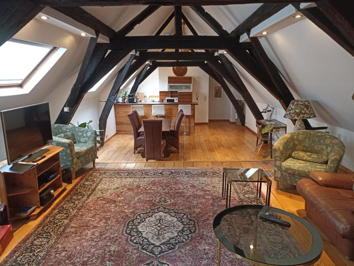 Spacious Duplex In Brussels Historical Center מראה חיצוני תמונה